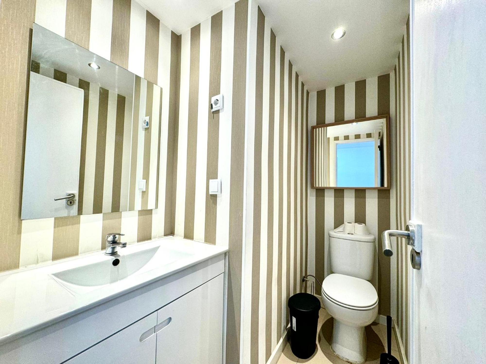 Almada Big Flat Next To Lisbon And Caparica Beach エクステリア 写真